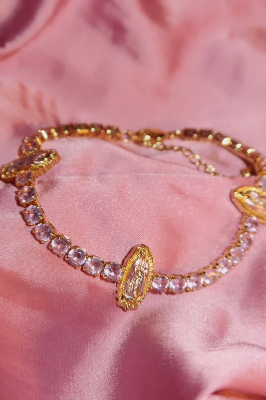 Rose Gold Virgencita, Pink bracelet